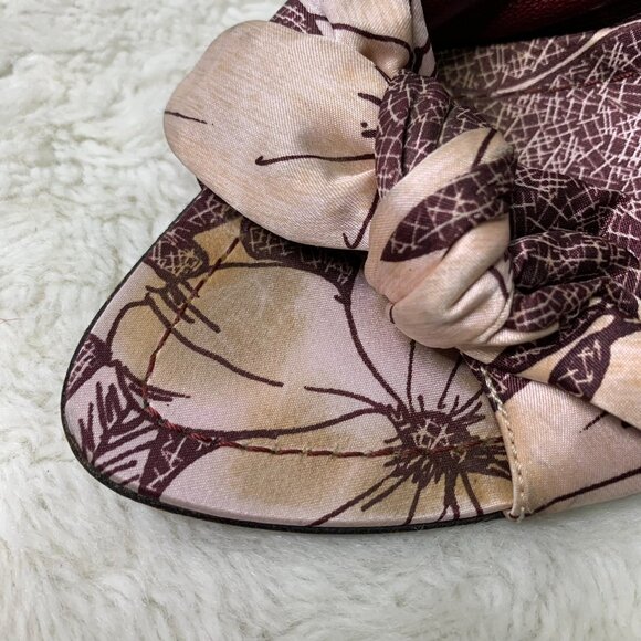 Miu Miu Women's Purple Leather Ankle Strap Floral Ribbon Heels Size 39 - Picture 7 of 14